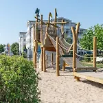 500, Seepark Apartment