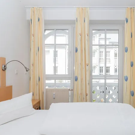 Apartment 500, Seepark *